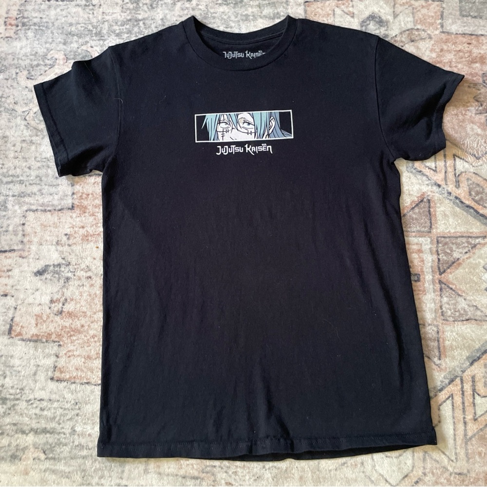 Episode x Jujutsu Kaisen Mahito Eyes Black T-Shirt in size small